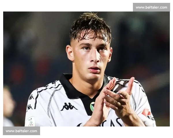 阿切尔比：钢铁防线铸就冠军信念，世俱杯拒绝度假式出征